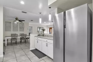 323 Hollywood St, Lehigh Acres, FL 33936 - Photo 11