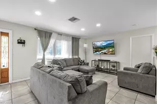 323 Hollywood St, Lehigh Acres, FL 33936 - Photo 3