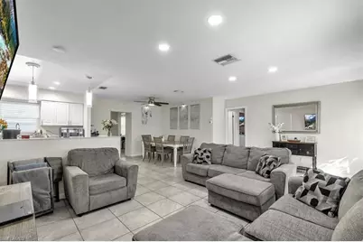 323 Hollywood St, Lehigh Acres, FL 33936 - Photo 5