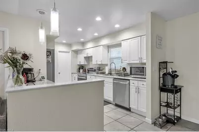 323 Hollywood St, Lehigh Acres, FL 33936 - Photo 7