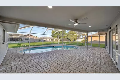 1705 SE 6th Ter, Cape Coral, FL 33990 - Photo 13