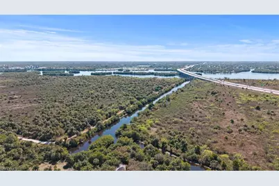 16920 Pelican Way, North Fort Myers, FL 33917 - Photo 13