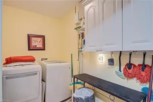 901 NW 3rd Pl, Cape Coral, FL 33993 - Photo 21