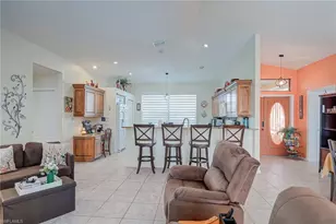 901 NW 3rd Pl, Cape Coral, FL 33993 - Photo 9