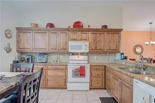 901 NW 3rd Pl, Cape Coral, FL 33993 - Photo 3