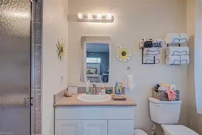 901 NW 3rd Pl, Cape Coral, FL 33993 - Photo 15