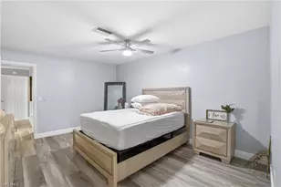 703 SE 7th St, Cape Coral, FL 33990 - Photo 15