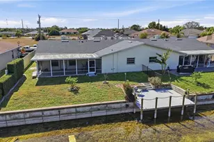 703 SE 7th St, Cape Coral, FL 33990 - Photo 35