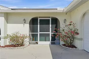 703 SE 7th St, Cape Coral, FL 33990 - Photo 3