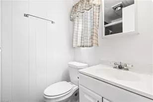 3208 Pluto Cir, North Fort Myers, FL 33903 - Photo 19