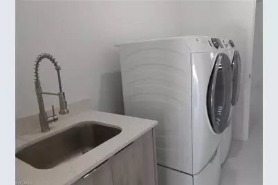 6033 Kumquat Cir, Labelle, FL 33935 - Photo 15