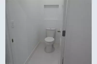 6033 Kumquat Cir, Labelle, FL 33935 - Photo 23