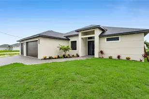 1717 NW 2nd St, Cape Coral, FL 33993 - Photo 3