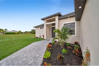 2540 NW 6th Ter, Cape Coral, FL 33993 - Photo 5