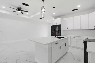 1042 Marshall Ave S, Lehigh Acres, FL 33974 - Photo 15