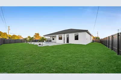 1401 SW 13th Ter, Cape Coral, FL 33991 - Photo 31