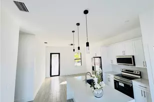 3010 45th St SW, Lehigh Acres, FL 33976 - Photo 7