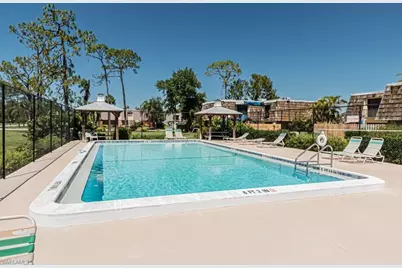 3290 Sandlewood Ln #3, Fort Myers, FL 33907 - Photo 5