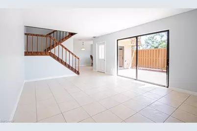 3290 Sandlewood Ln #3, Fort Myers, FL 33907 - Photo 7