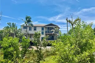 4353 Gulf Pines Dr, Sanibel, FL 33957 - Photo 9