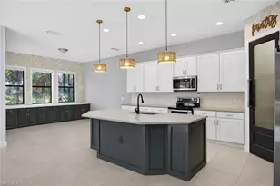 12749 Astor Pl, Fort Myers, FL 33913 - Photo 11