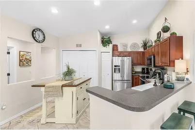 9595 Hemingway Ln #4102, Fort Myers, FL 33913 - Photo 7