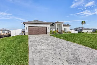 1901 NW 3rd St, Cape Coral, FL 33993 - Photo 3