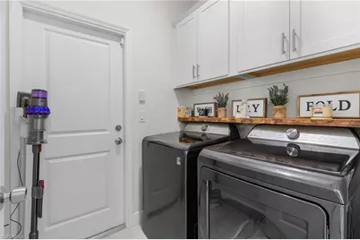 1901 NW 3rd St, Cape Coral, FL 33993 - Photo 19