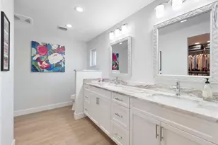 977 N Waterway Dr, Fort Myers, FL 33919 - Photo 23