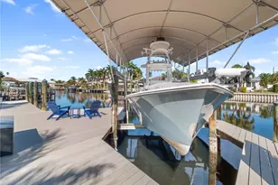 977 N Waterway Dr, Fort Myers, FL 33919 - Photo 33