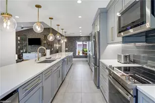 27052 Kindlewood Ln, Bonita Springs, FL 34134 - Photo 3