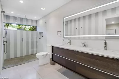 27052 Kindlewood Ln, Bonita Springs, FL 34134 - Photo 17