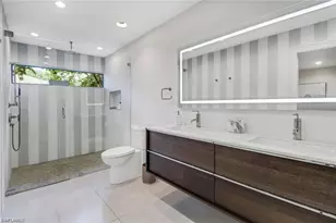 27052 Kindlewood Ln, Bonita Springs, FL 34134 - Photo 17