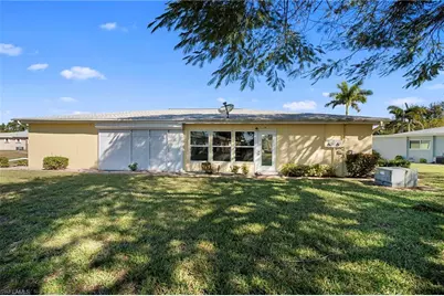 8608 Granada Ct, Fort Myers, FL 33907 - Photo 33