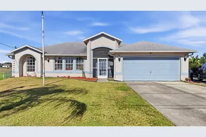 203 Manatee St, Fort Myers, FL 33913 - Photo 1