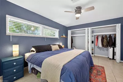 916 SE 31st Ln, Cape Coral, FL 33904 - Photo 11