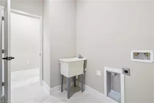 2606 25th St SW, Lehigh Acres, FL 33976 - Photo 29