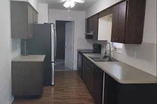 112 Kerr Cir, Lehigh Acres, FL 33936 - Photo 3