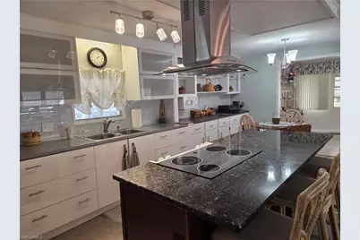 941 Days Ln, North Fort Myers, FL 33917 - Photo 7