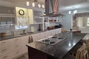 941 Days Ln, North Fort Myers, FL 33917 - Photo 7