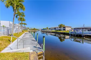 4549 SE 5th Pl, Cape Coral, FL 33904 - Photo 17