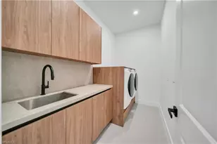 4006 SW 25th Ct, Cape Coral, FL 33914 - Photo 33