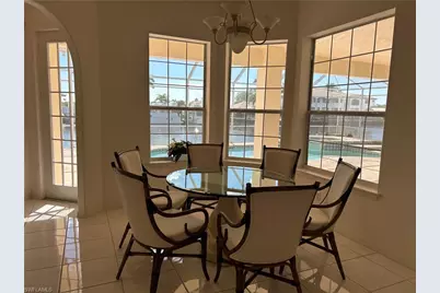 2002 SE 28th St, Cape Coral, FL 33904 - Photo 9