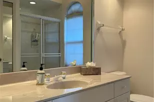 2002 SE 28th St, Cape Coral, FL 33904 - Photo 17