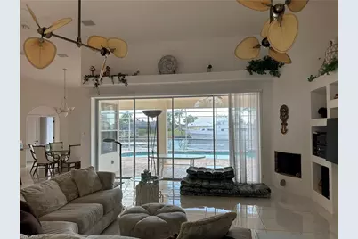 2002 SE 28th St, Cape Coral, FL 33904 - Photo 7