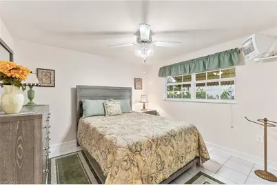 4832 Triton Ct W, Cape Coral, FL 33904 - Photo 13