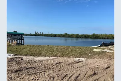 2320 NW 44th Pl, Cape Coral, FL 33993 - Photo 7