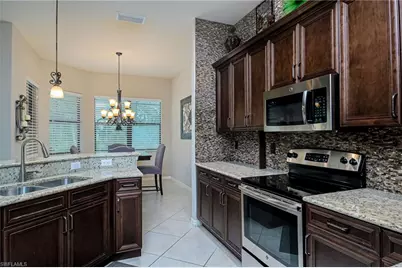 11122 Esteban Dr, Fort Myers, FL 33912 - Photo 7