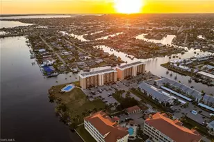 4260 SE 20th Pl, Cape Coral, FL 33904 - Photo 37