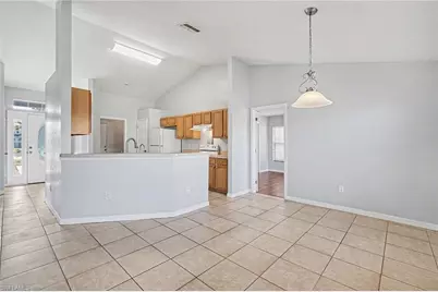 18231 Beauty Berry Ct, Lehigh Acres, FL 33972 - Photo 7